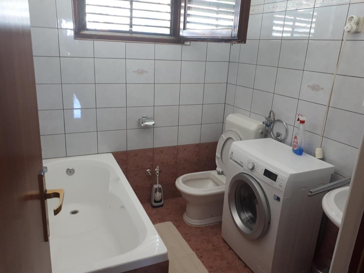 Apartman Emilio บาชกาโวดา ภายนอก รูปภาพ